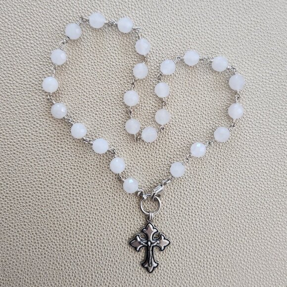 WHITE NECKLACE W/ 925 CROSS--16" - Picture 2 of 2